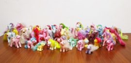 Newborn Baby Wiggles: Vintage My Little Pony - G1 - Hasbro. Retro speelgoed MLP paardje