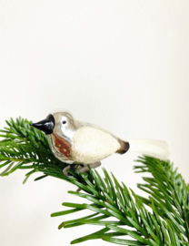 Glazen vintage kerstversiering- vogeltje. Antieke kerstbal op knijpertje