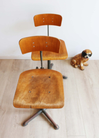 Set industriële vintage tekenstoelen. Friso Kramer - Ahrend de Circkel.  Retro atelier/bureaustoel