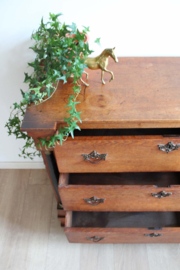 Antieke houten (eiken?)  ladekast. Empire stijl vintage kast / commode