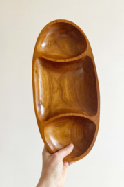 Teak houten vintage schaal. Ovaal retro bord met vakken