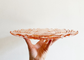 Glazen vintage schaal met vakverdeling, rosé. Art Deco bord van roze glas