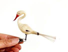 Glazen vintage kerstversiering - zwaan/ooievaar. Antieke vogel op knijpertje
