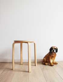 Houten pre-loved Frosta kruk - IKEA. Retro design krukje / plantentafel