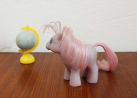 Baby Lavender Ember: Vintage My Little Pony - G1 - Hasbro. Retro speelgoed MLP paardje