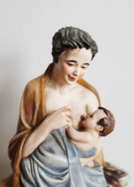 Groot vintage beeld van Scaggiari, Capodimonte. Moeder met baby, Madonna?