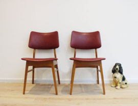 2 houten vintage stoelen. Set Mid Century retro eetkamerstoelen