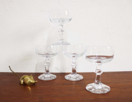 4 kristallen champagne coupes. Set vintage wijnglazen