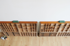 Set originele houten letterbakken. Vintage mini-museum/ typeset drawer, 2 stuks