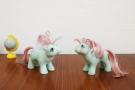 2 x Baby Cuddles: Vintage My Little Pony - G1 - Hasbro. Retro speelgoed MLP paardjes
