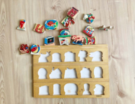 Vintage puzzel van Simplex. Houten retro speelgoed.