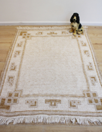 Beige vintage deken / plaid in aardetinten.  Wollen beige retro tafelkleed