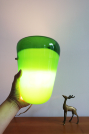 Groen glazen wandlamp. Retro design lamp, Lavin - IKEA