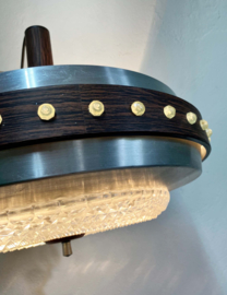 Vintage hanglamp met Space Age design. Retro lamp.