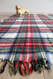 Geblokte wollen vintage deken.  Retro Tartan plaid / sprei met ruitjes