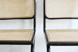 Set van 2 zwarte vintage stoelen. Retro design stoel, Cesca Marcel Breuer ?