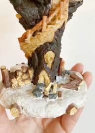 Gezellige boomhut voor in je kerstdorp. Kersthuisje / Kerst ornament