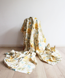 Prachtige Franse gordijnen met vogels en bloemen. Set vintage overgordijnen.
