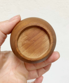Set houten vintage bakjes. 5 retro schaaltjes, 1 groot 4 klein