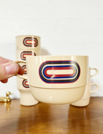 Vintage campingservies - rosti Mepal. 7 retro bekers en kopjes.