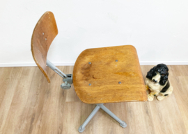 Industriële retro tekenstoel, Friso Kramer?  Vintage atelier / werkplaats stoel