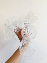 Set kristallen vintage wijnglazen. 4 prachtige glazen met swirl.