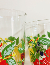 Set vintage sapglazen. 9 retro glazen met fruit decor - France.