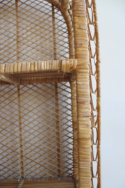 Klein vintage rotan kastje. Rieten Boho kast voor op de kinderkamer
