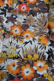 Set vintage stretchers met bloemen. Retro veldbed / opklapbed / logeerbed