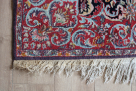 Handgeknoopt Oosters kleed. Vintage Perzisch tapijt met bloemetjes