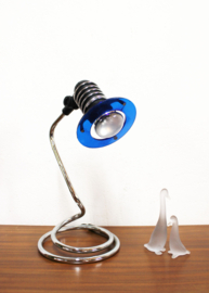 Blauwe vintage spiraallamp - Esto. Retro Memphis stijl lamp, jaren 80