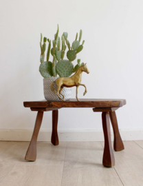 Vintage boomstam tafeltje. Houten retro krukje / plantentafel