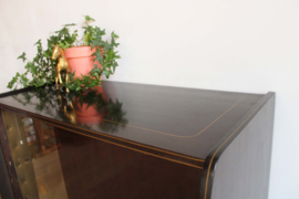 Houten vintage dressoir / servieskast. Mid Century retro kast / audiomeubel