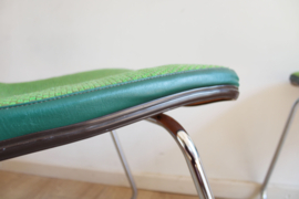 Set groene vintage stoelen, Hajime Oonishi. Retro design Spirit stoel voor Houtoku/Artifort
