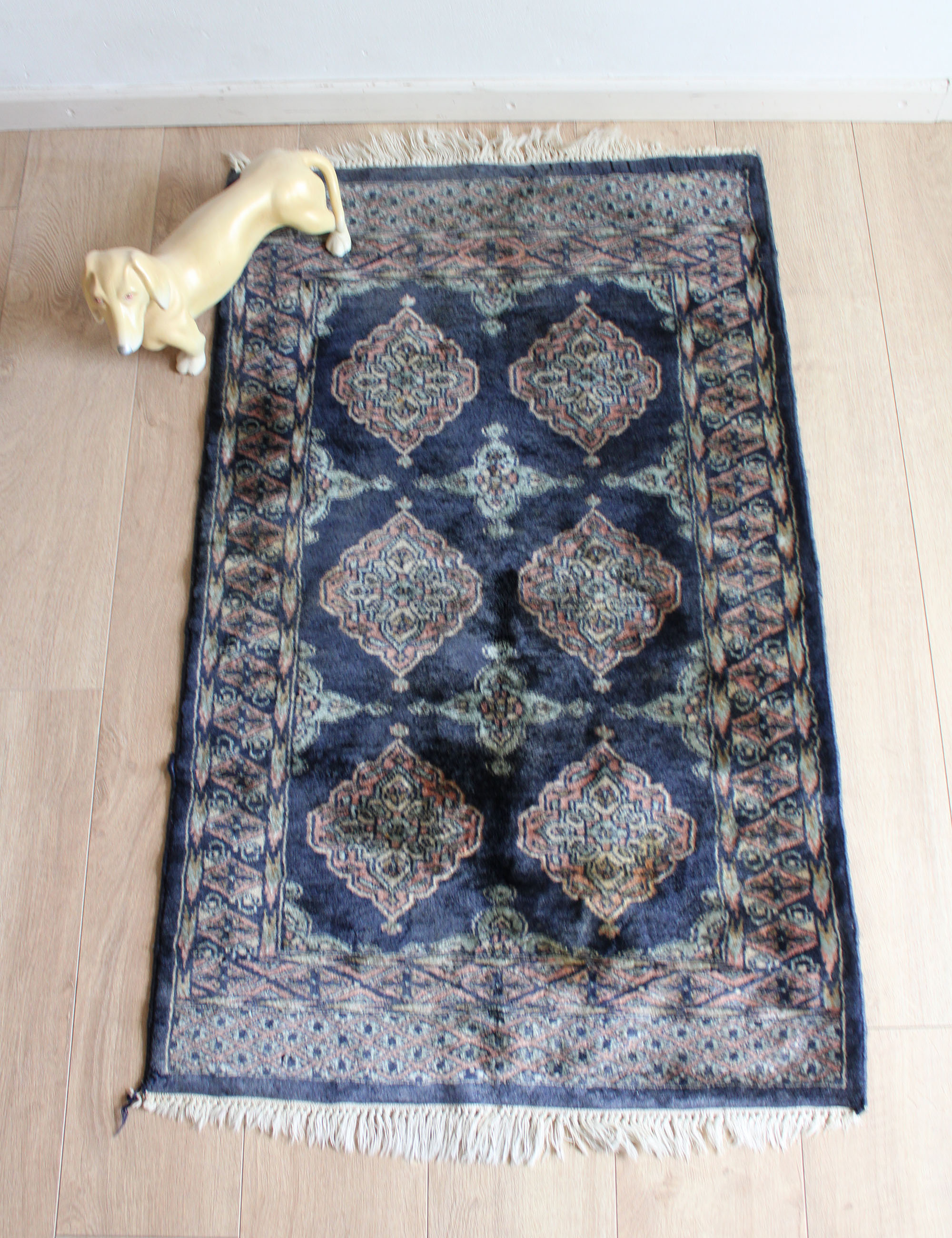 Handgeknoopt Oosters kleedje. Blauw vintage Perzisch tapijt