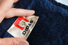 Tweepersoons vintage deken van Didas. Retro vegan sprei van dralon, blauw / paars