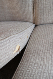 Prachtige Deense design bank - Farstrup Møbler. Retro sofa met beige wollen bekleding