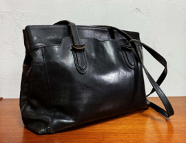 Zwart lederen schoudertas - Italiaans. Vintage schooltas / handtas / shopper