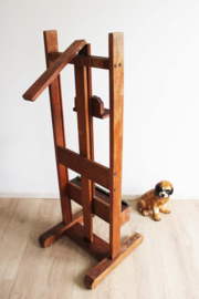 Super stoere houten schildersezel. Verstelbare vintage ezel / XXL stoepbord