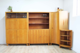 Vintage Musterring wandmeubel met hoekkast en bureau. Houten retro modulair kast.
