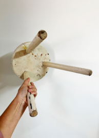 Vintage tripod tafeltje. Retro plantentafel / brocante krukje