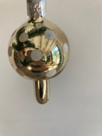 Glazen vintage kerstbal - paddenstoel. Antieke zilveren kerstversiering