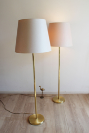 Set messing schemerlampen van Dijkstra. Twee vintage vloerlampen