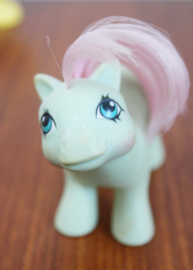 Baby Cuddles: Vintage My Little Pony - G1 - Hasbro. Retro speelgoed MLP paardje