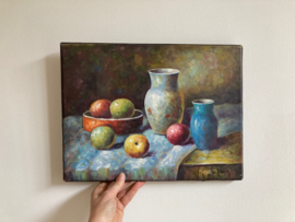 Realistisch schilderij op doek. Stilleven met o.a appels