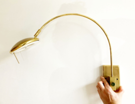 Goudkleurige vintage booglamp . Retro design halogeen lamp - Steinhauer