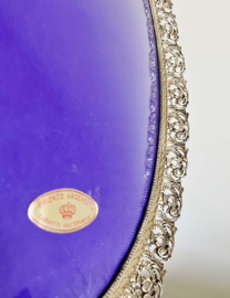 Zilverkleurige ovale fotolijst in barok lijst met bol glas, bronzo argentato