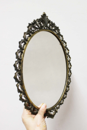 Vintage spiegel in barok lijst. Hollywood Regency wandspiegeltje