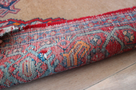 Authentiek Oosters vintage tapijt. Handgeknoopt Perzisch kleed.