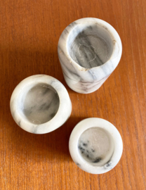 Set van 3 marmeren waxinelichthouders. Vintage natuurstenen  kandelaars